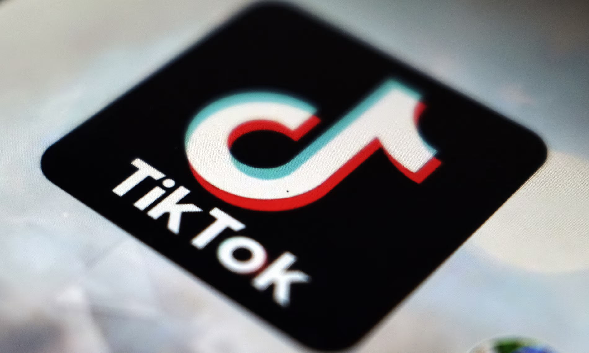 AB, çevrimiçi içerik ve çocukların korunması nedeniyle TikTok’a soruşturma başlattı